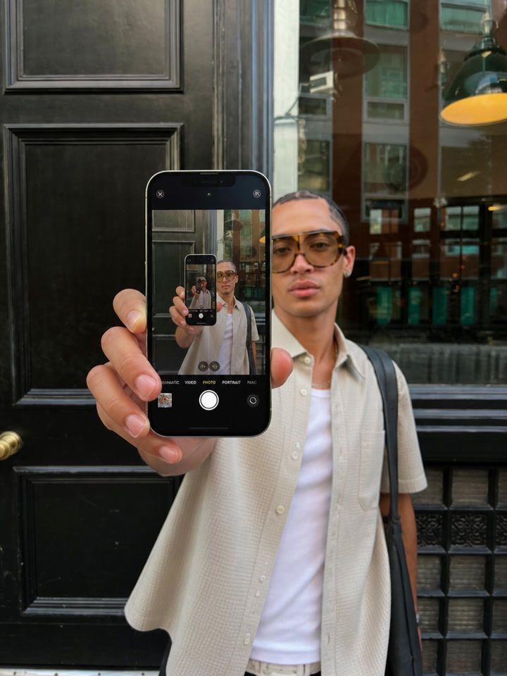Recursive Phone Selfie